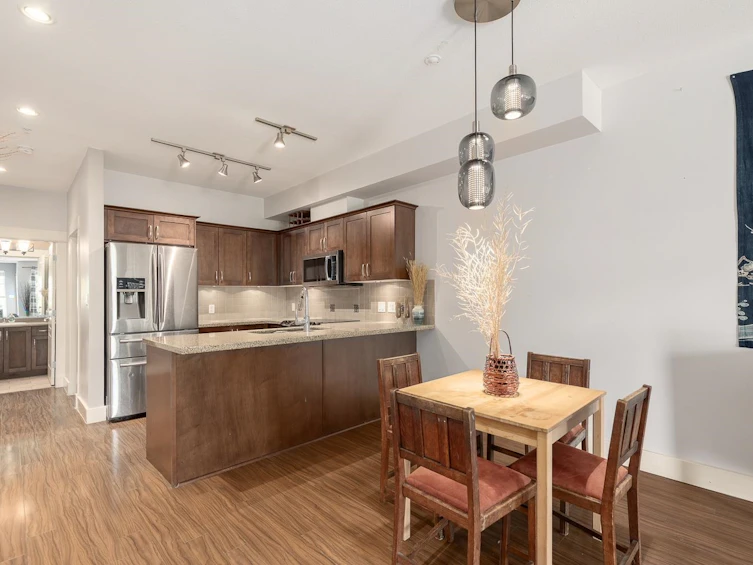1320 Main Street, Squamish, BC, V8B 0R2 - 13