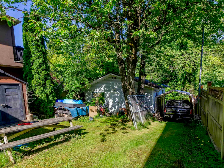 88 Fell Avenue, Burnaby, BC, V5B 3Y2 - 6