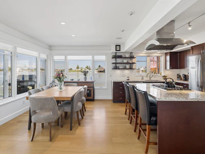 9-3473 W River Road - 5