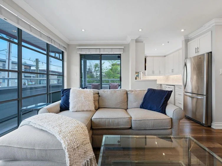 203-2287 W 3rd Avenue, Vancouver, BC, V6K 1L5 - 5