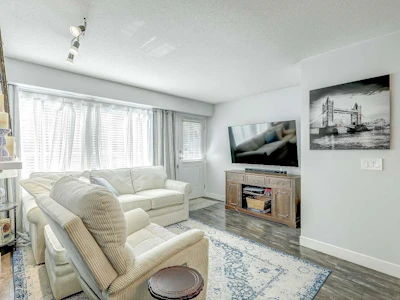 57-8775 161 Street - 3