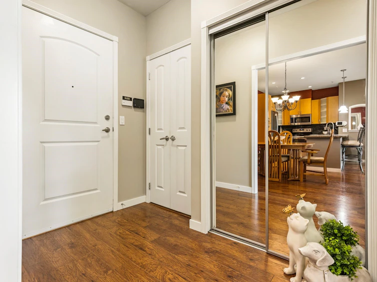 315-33485 South Fraser Way, Abbotsford, BC, V2S 8P9 - 2