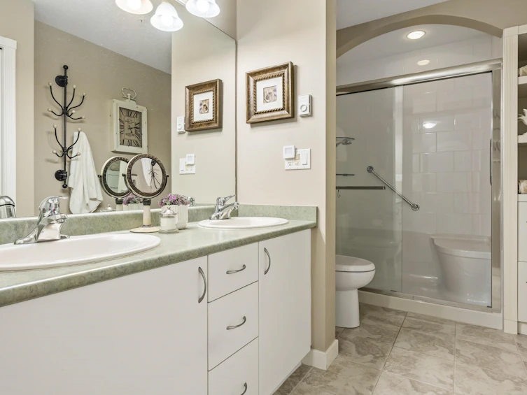 315-33485 South Fraser Way, Abbotsford, BC, V2S 8P9 - 21