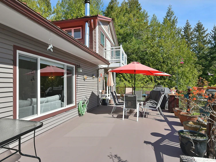 4906 Sinclair Bay Road, Pender Harbour Egmont, BC, V0N 1S1 - 11