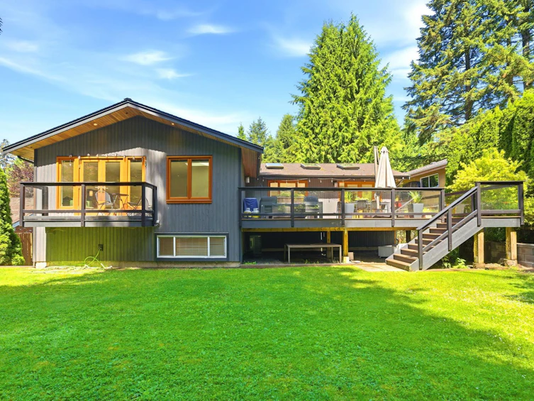 5222 Sarita Avenue, North Vancouver, BC, V7R 3M9 - 33