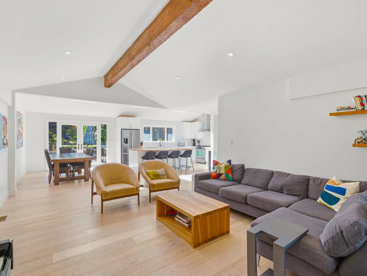 5222 Sarita Avenue, North Vancouver, BC, V7R 3M9 - 13