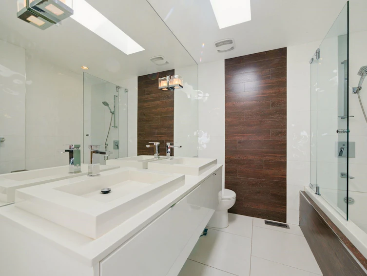5222 Sarita Avenue, North Vancouver, BC, V7R 3M9 - 17