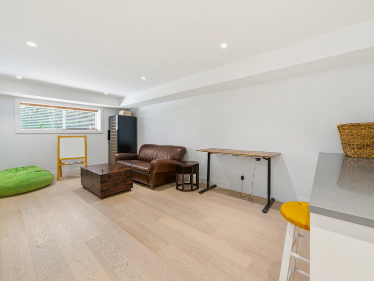 5222 Sarita Avenue, North Vancouver, BC, V7R 3M9 - 24