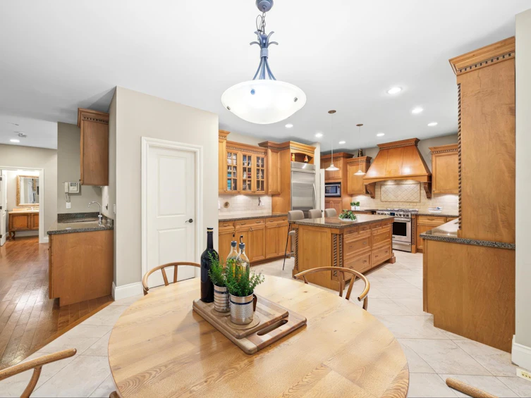 88 Eagle Passage, Port Moody, BC, V3H 5E7 - 16