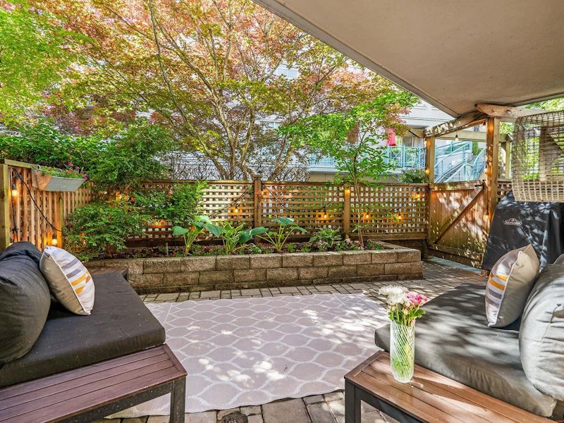 C2 - 332 Lonsdale Avenue, North Vancouver BC V7M 3M5