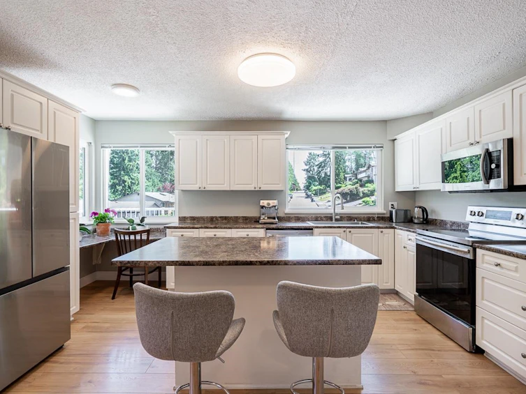 2602 Hawser Avenue, Coquitlam, BC, V3C 4E1 - 9