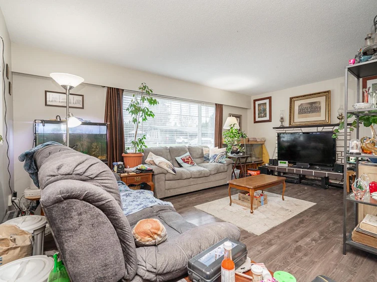 2130 Sandalwood Crescent, Abbotsford, BC, V2S 3H7 - 3
