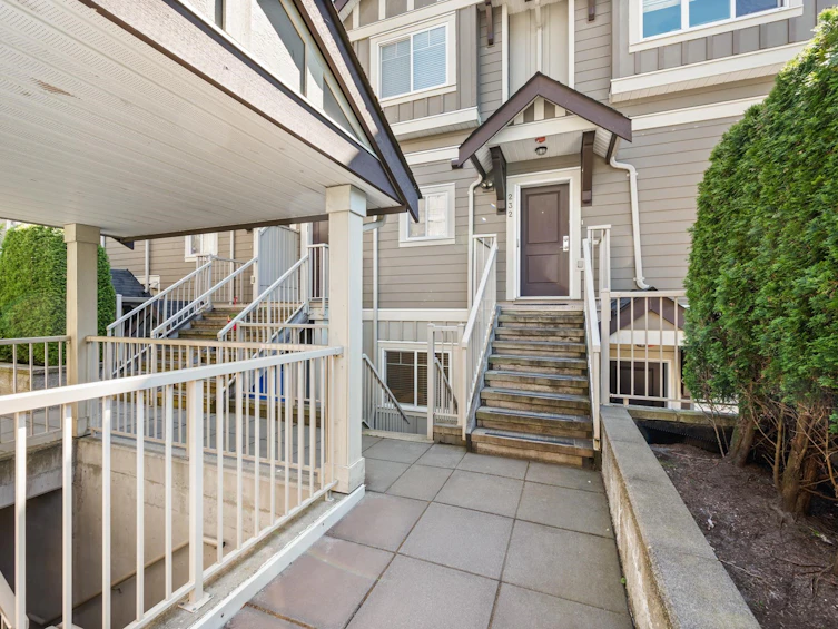 111-368 Ellesmere Avenue, Burnaby, BC, V5B 3S9 - 16