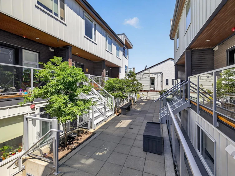 217-455 E 16th Avenue, Vancouver, BC, V5T 2T8 - 32