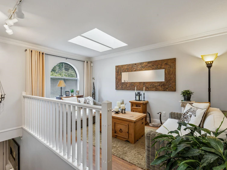 3491 St. Georges Avenue, North Vancouver, BC, V7N 1V7 - 3
