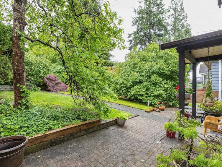 3491 St. Georges Avenue, North Vancouver, BC, V7N 1V7 - 36