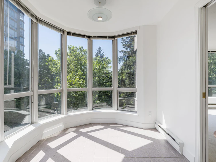 402-9603 Manchester Drive, Burnaby, BC, V3N 4Y7 - 21
