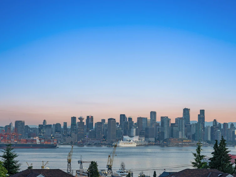 336 E Keith Road, North Vancouver, BC, V7L 1V7 - 35
