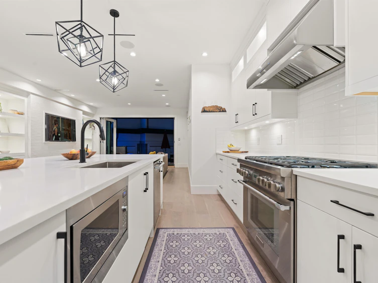 336 E Keith Road, North Vancouver, BC, V7L 1V7 - 4