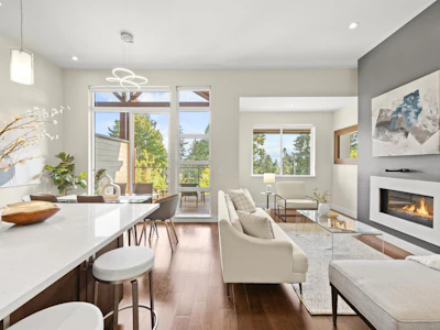 209-13585 16 Avenue - 3