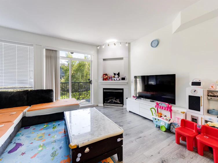27-6300 Alder Street, Richmond, BC, V6Y 4G5 - 5
