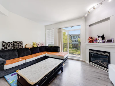 27-6300 Alder Street - 3