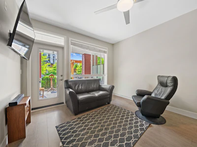 111-45513 Market Way - 5