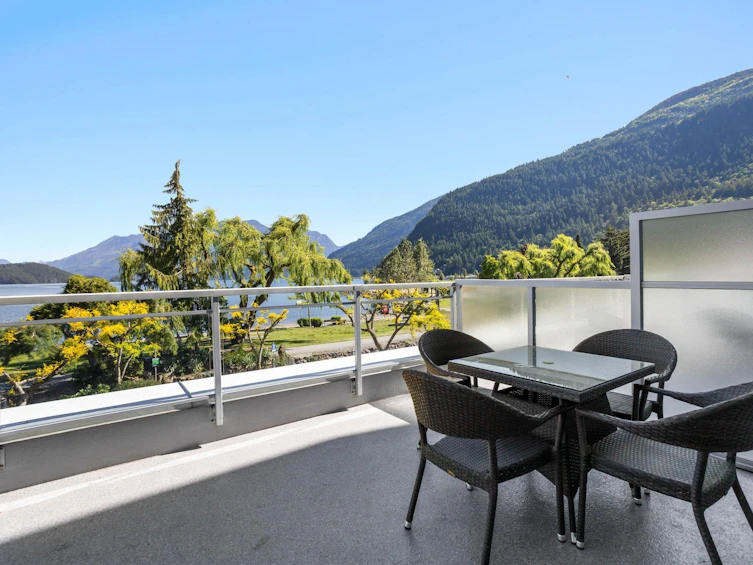 212C-160 Esplanade Avenue, Harrison Hot Springs, BC, V0M 1K0 - 7