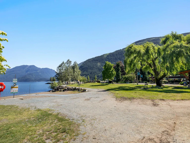 212C-160 Esplanade Avenue, Harrison Hot Springs, BC, V0M 1K0 - 32