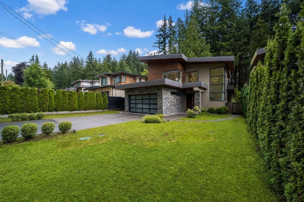 31 Glenmore Drive, West Vancouver, BC, V7S 1A5