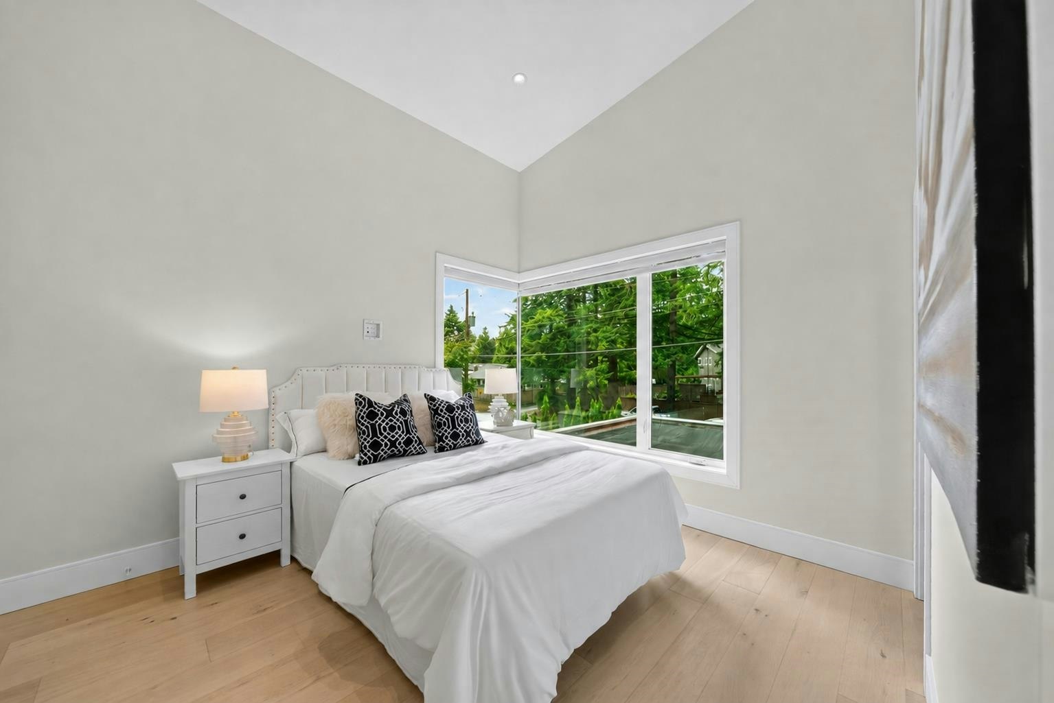 31 Glenmore Drive, West Vancouver, BC, V7S 1A5 - 20