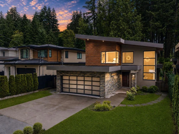 31 Glenmore Drive, West Vancouver, BC, V7S 1A5