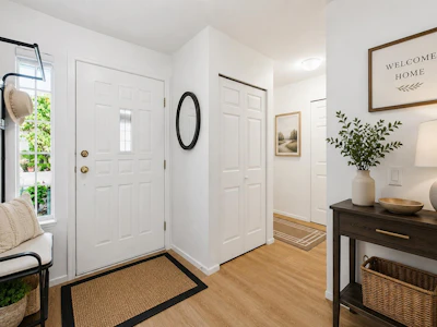 57-8737 212 Street - 3