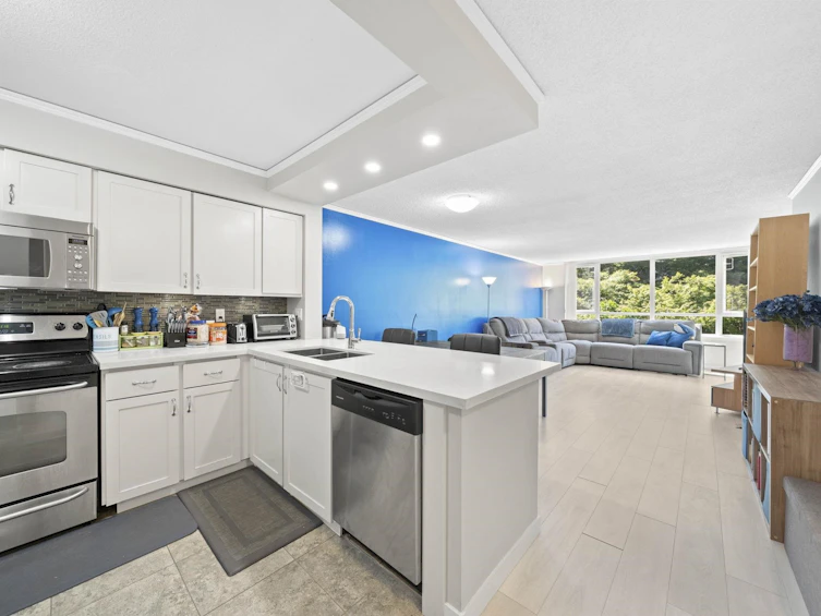 403-6070 Mcmurray Avenue, Burnaby, BC, V5H 4J3 - 8