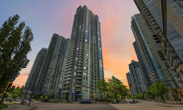 2606-13696 100 Avenue