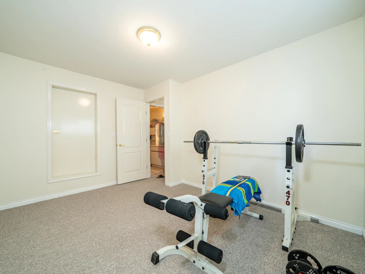 155 Ellesmere Avenue, Burnaby, BC, V5B 3S5 - 35