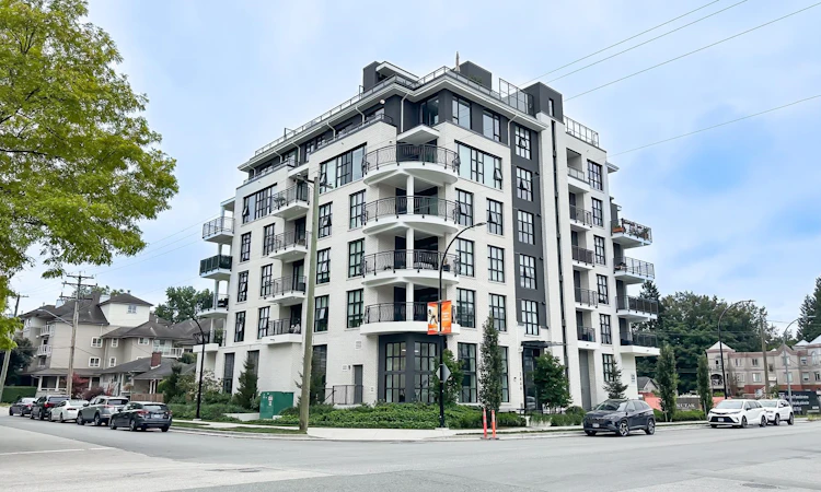 501-2446 Shaughnessy Street