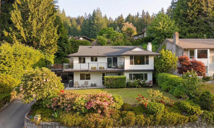 1438 Mcnair Drive