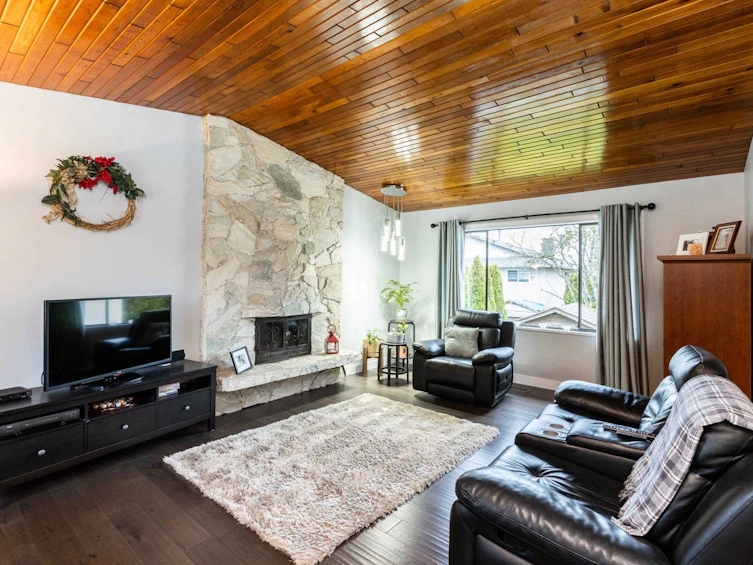 11645 88a Avenue, Delta, BC, V4C 7B4 - 4