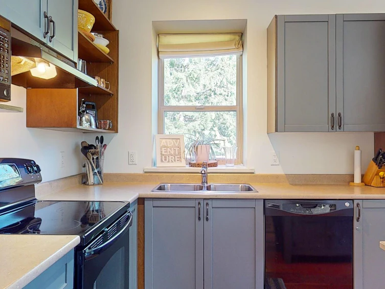 13555 Lee Road, Pender Harbour Egmont, BC, V0N 1S1 - 3