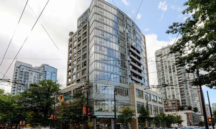 906-822 Seymour Street