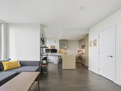 1104-5665 Boundary Road - 4
