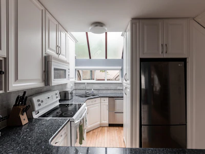 7-2485 Cornwall Avenue - 5