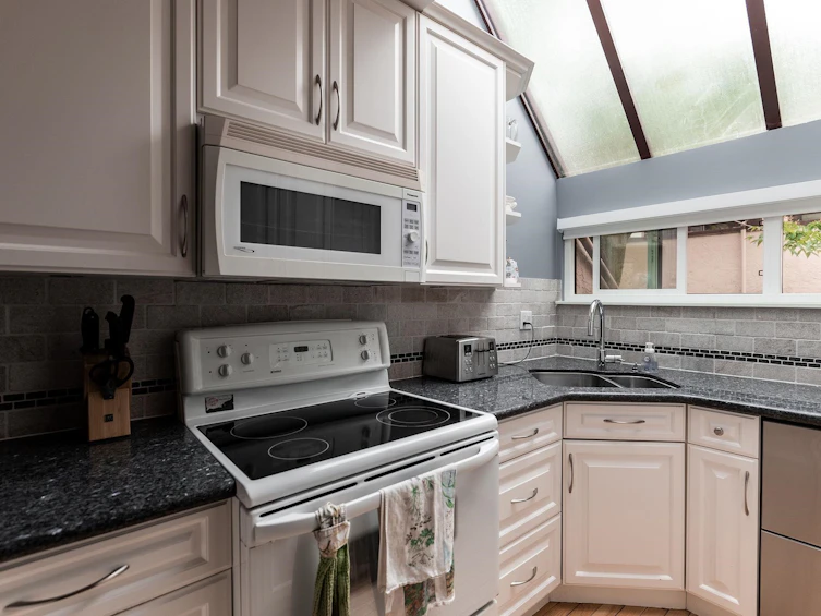 7-2485 Cornwall Avenue, Vancouver, BC, V6K 1B9 - 6