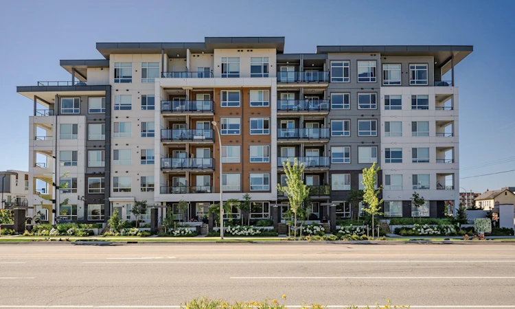 B316-20834 80 Avenue