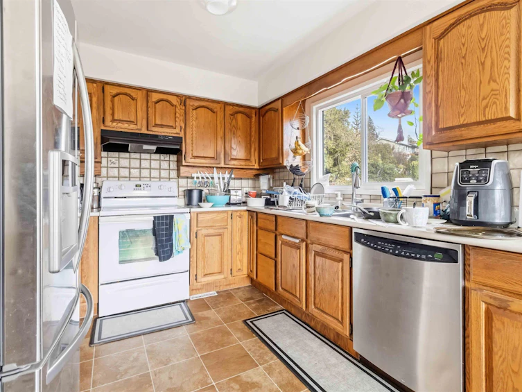 10005 Kenswood Drive, Chilliwack, BC, V2P 7N5 - 6