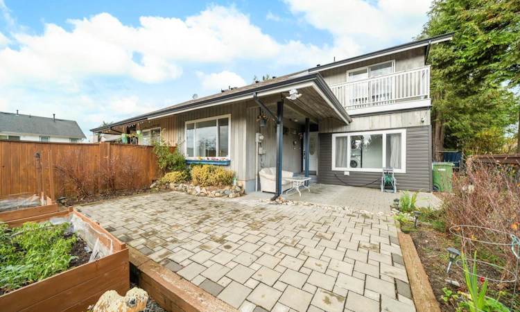 2725 Sandon Drive
