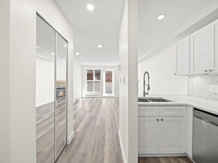103-2212 Oxford Street, Vancouver, BC, V5L 1G1 - 17