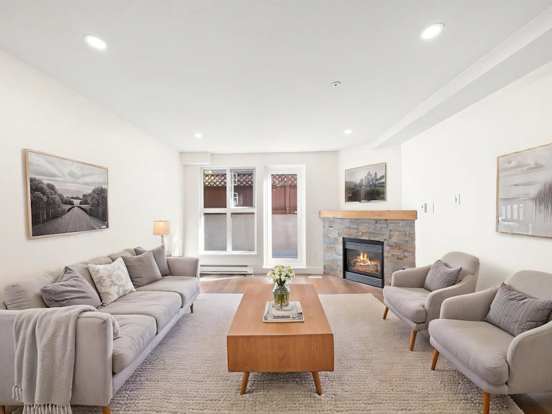 103 - 2212 Oxford Street, Vancouver BC V5L 1G1