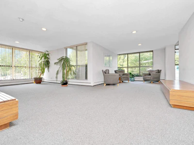 801-9280 Salish Court - 4